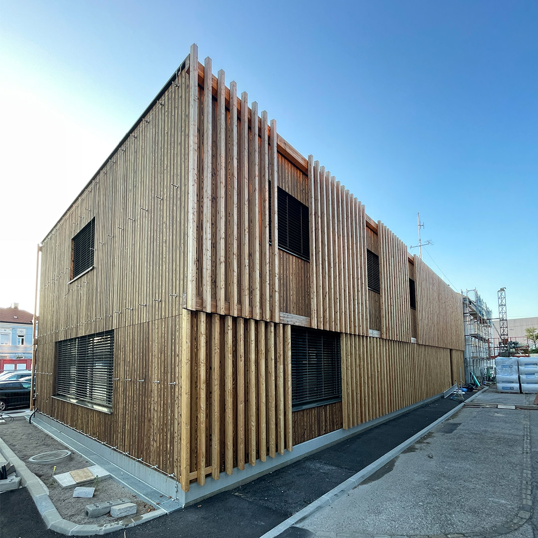 Concealed distance mounting